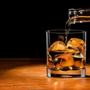 Disfrutar un whisky